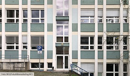 Institut für Pharmazie – Seitenflügel